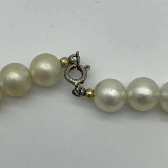 Faux Pearl Necklace Gold Tone Knots & Spacers 26" - Picture 5 of 6